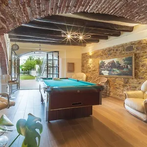 https://large-villa-with-large-garden.topcostabravahotels.com